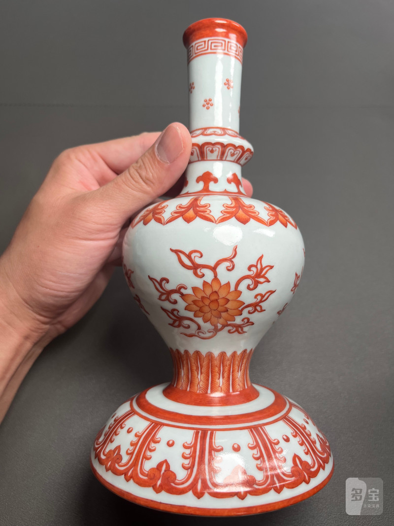 清乾隆  矾红彩缠枝莲纹甘露瓶 - 图12